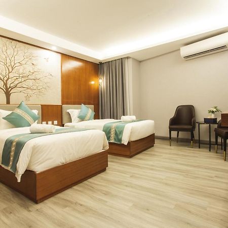 Thapae Twins Hotel Chiang Mai Esterno foto