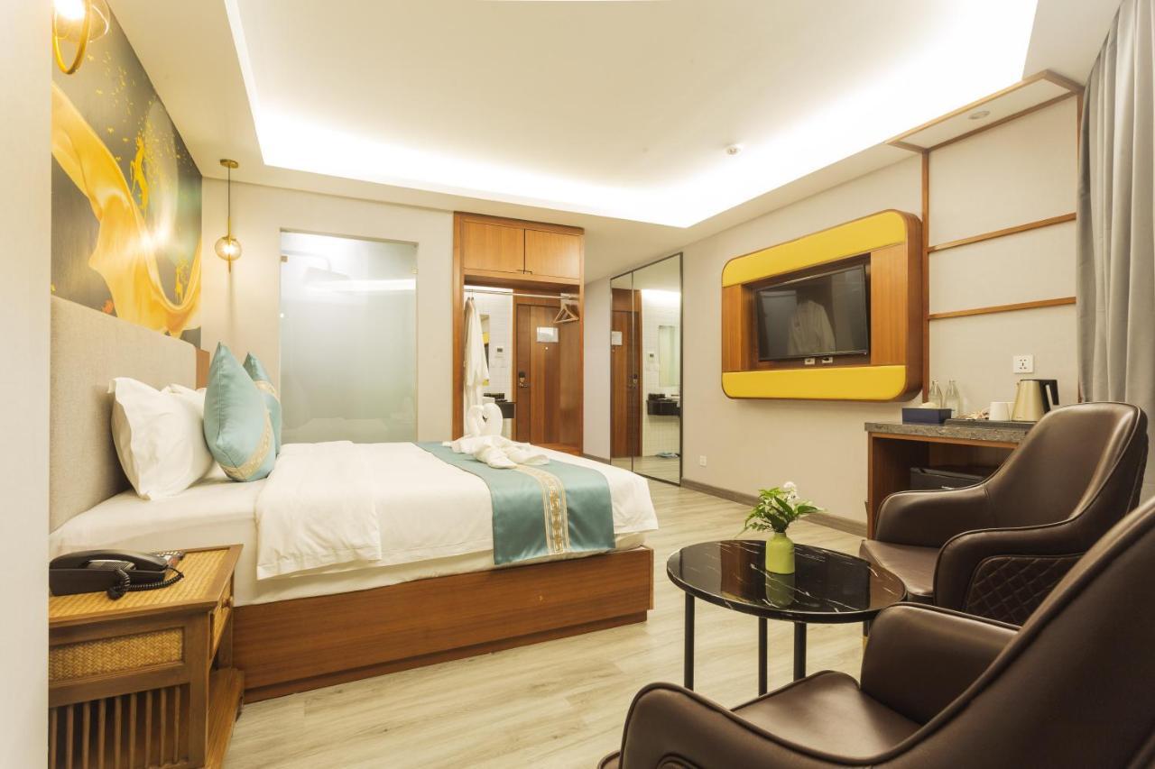 Thapae Twins Hotel Chiang Mai Esterno foto