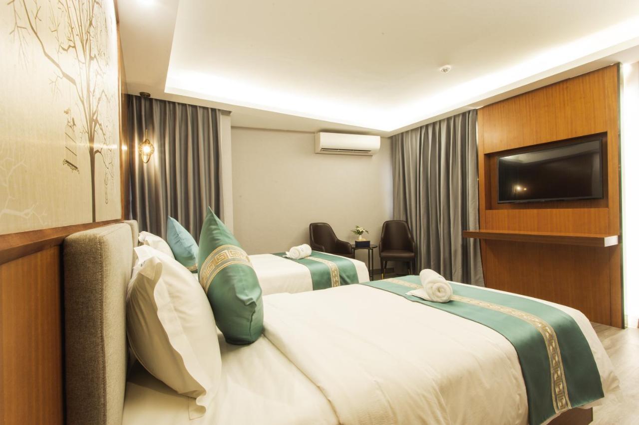 Thapae Twins Hotel Chiang Mai Esterno foto