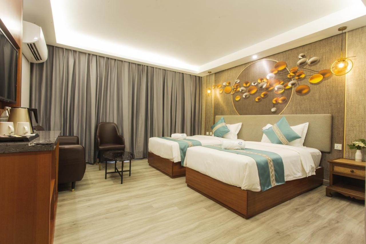 Thapae Twins Hotel Chiang Mai Esterno foto