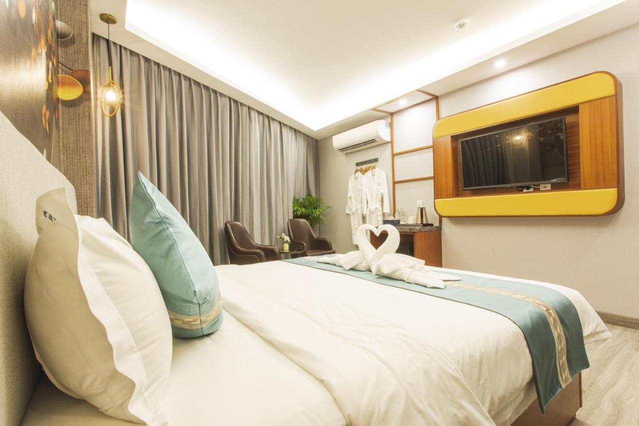 Thapae Twins Hotel Chiang Mai Esterno foto