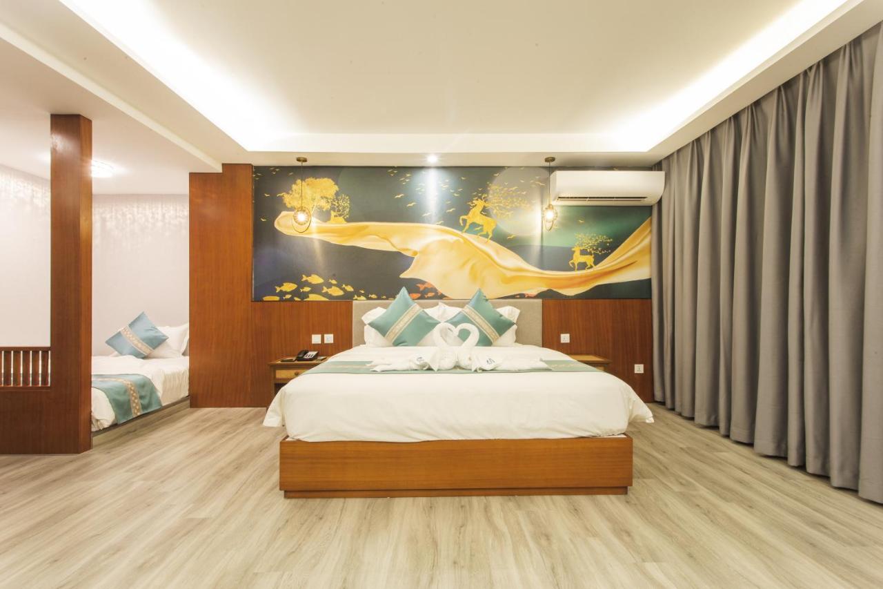 Thapae Twins Hotel Chiang Mai Esterno foto